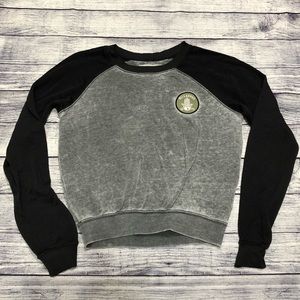 Billabong black and gray sweater